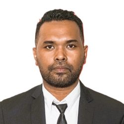 Dr. Yohanes Zefnath Warkula, SE., M.Si